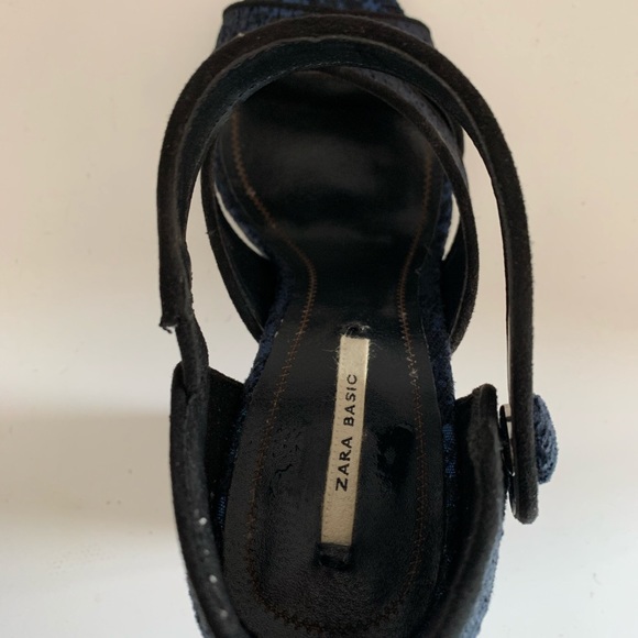 Zara Basic Tapestry Block Heels, size 36/6 - Picture 5 of 8